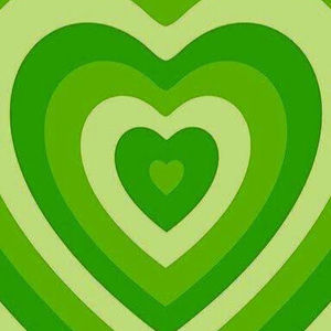 Meet your Posher, Claire